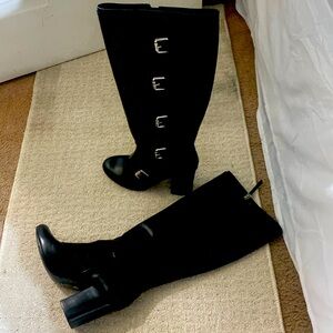 Black Vero, leather buckle boots size 9 1/2 Zipper on the side stack